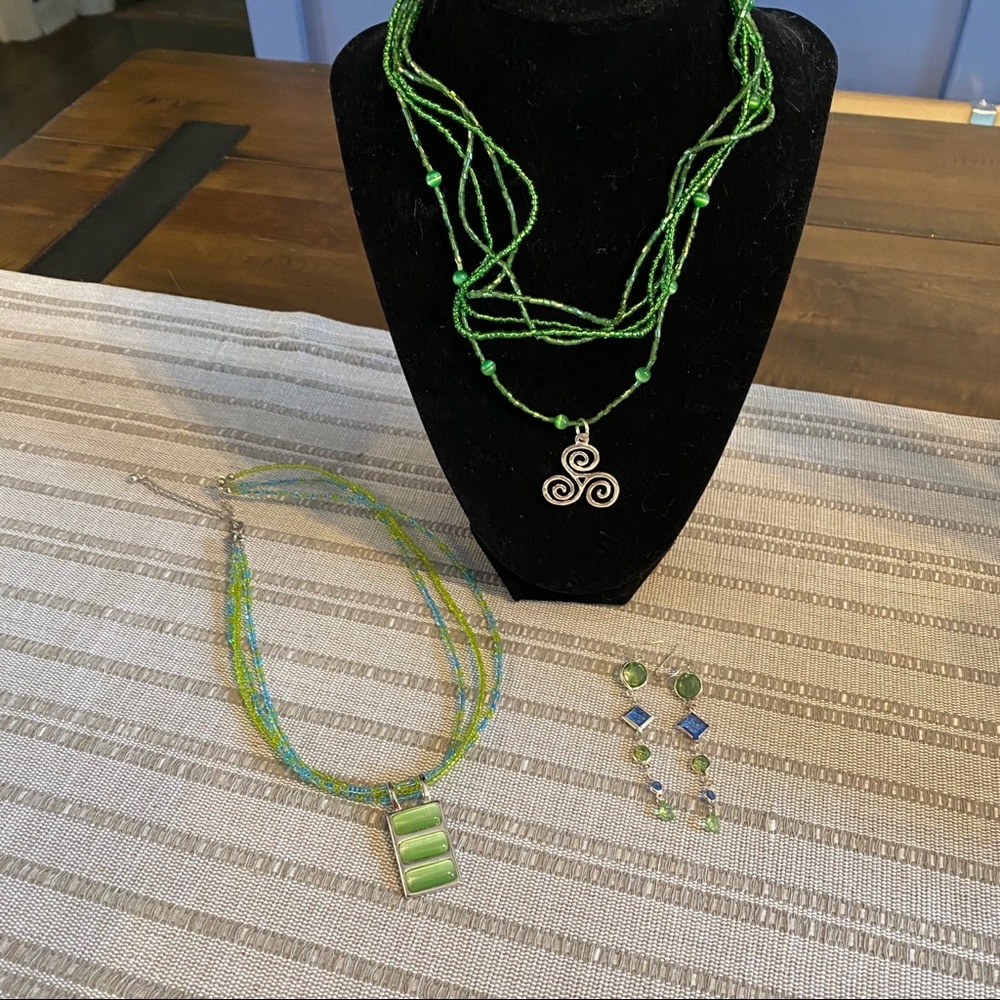 Green Beaded Necklace Set